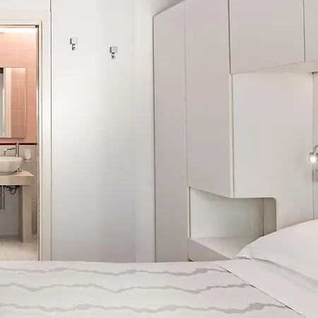 Hotel Eliseo 3*